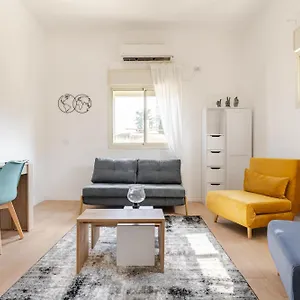 Hadar Urban דירה